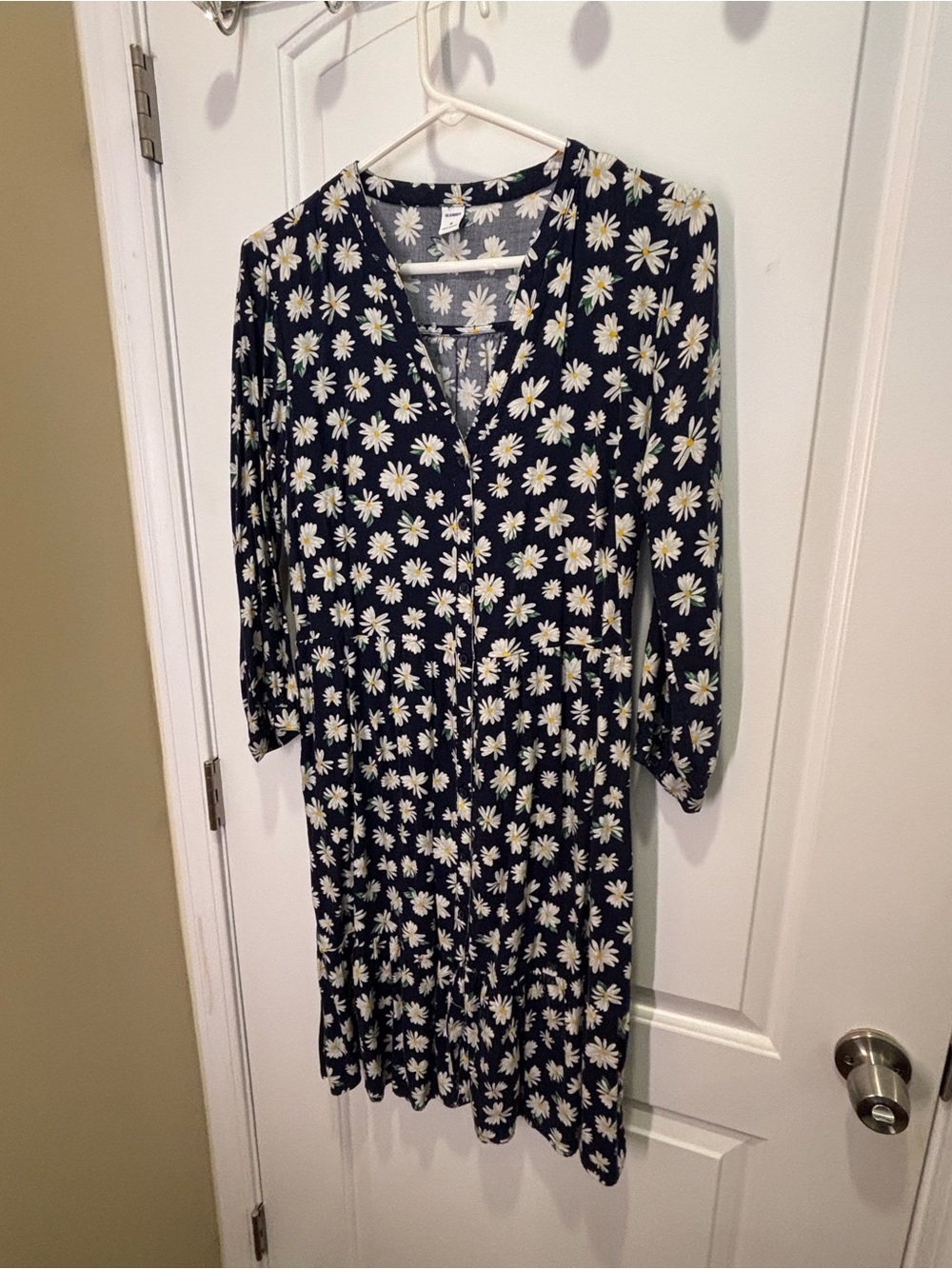 Old Navy Navy and White Daisy Midi Dress